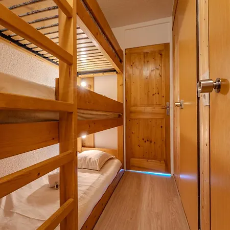 Апартаменты Charming 6-person Flat - Heart Of Val Thorens, 3 Vallees Area