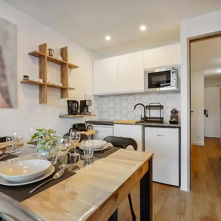 Апартаменты Charming 6-person Flat - Heart Of Val Thorens, 3 Vallees Area Валь-Торанс