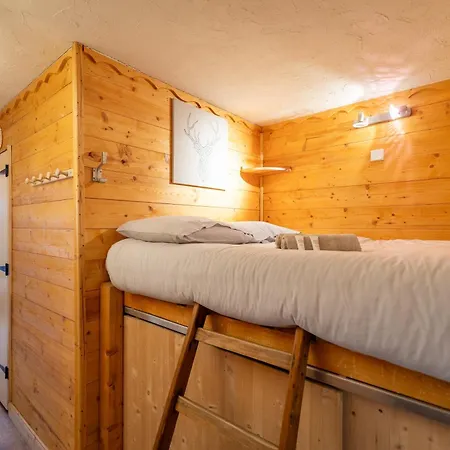Апартаменты Charming 6-person Flat - Heart Of Val Thorens, 3 Vallees Area Валь-Торанс
